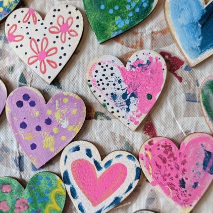 Come Make Valentines with the heARTists!